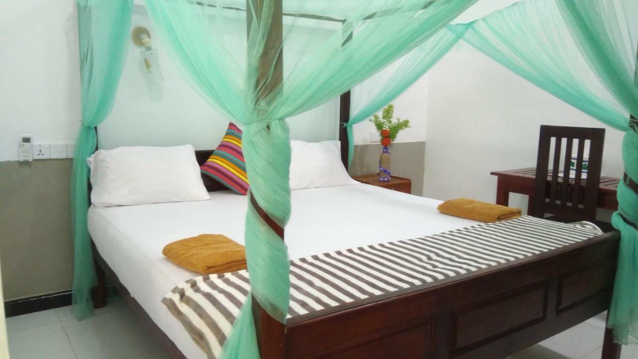 Cardinals Bay Resort Arugam Bay Buitenkant foto